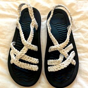 Sandals Sz 8 White NEW In Bag